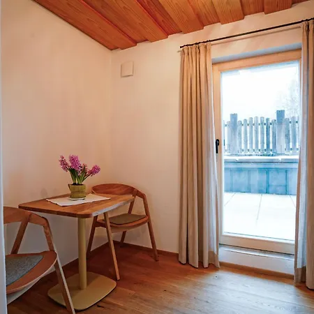 Casa de hóspedes Gaestehaus Am Kurparkweg, Fruehstueckspension Reit im Winkl